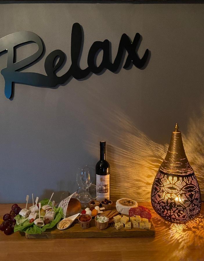 B&B En Wellness De Waalhoeve Angerlo 외부 사진